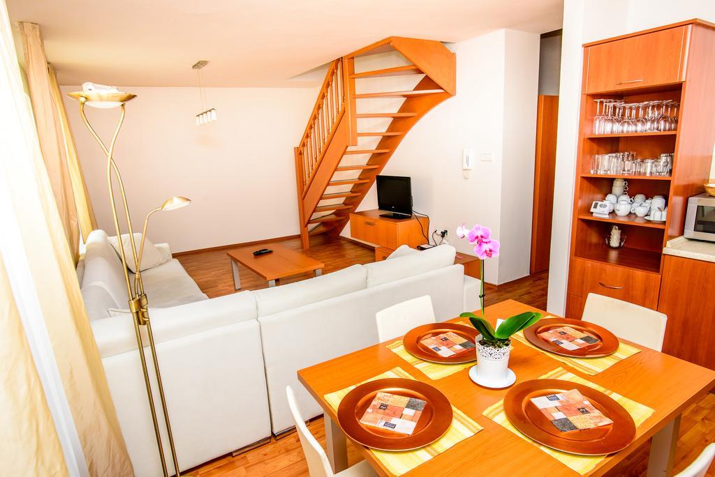 Apartment Downtown Ζιλίνα Εξωτερικό φωτογραφία