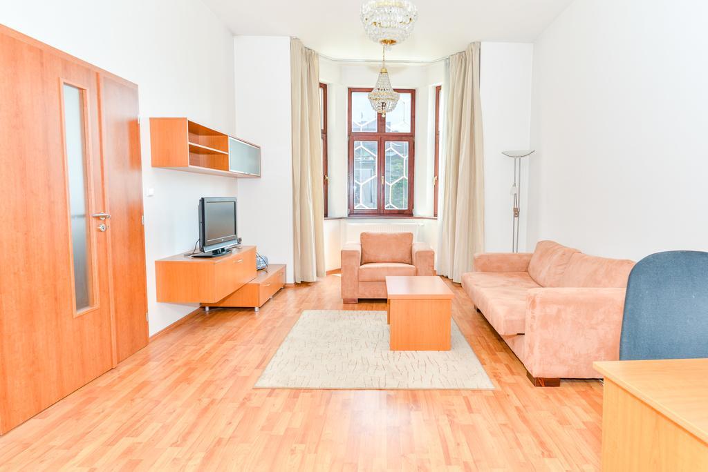 Apartment Downtown Ζιλίνα Εξωτερικό φωτογραφία